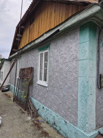 Продам 1/2 БУДИНКУ в р-ні 1 міської лікарні. 26000 - фото 1