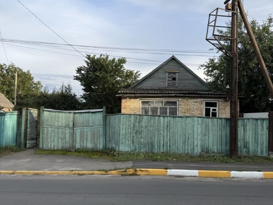 Будинок Буча з ділянкою Буча