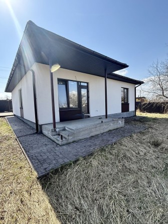 Продаж стильного будинку 100 м² у Бучі. - фото 1