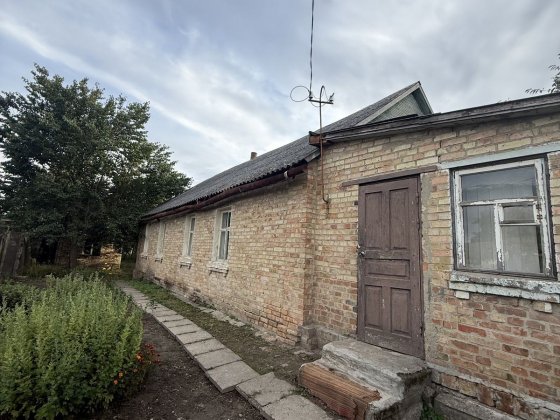 Продаж будинку 90 м² на ділянці 11 соток у Бучі (вул. Яблунська)