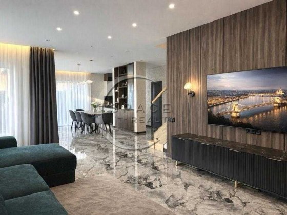 Продаж автономного будинку 280 м² на оболоні Київ