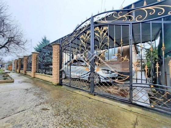 Продаж просторого та теплого будинку в районі Дружби  (еВідновлення, сертифікат) Кривий Ріг