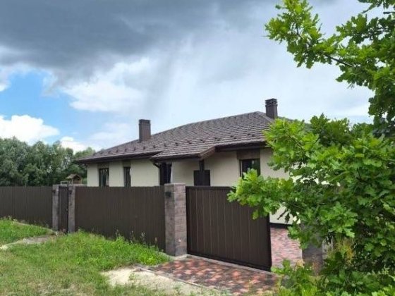 Продаж будинку в Бучі по  вул. Пружника
