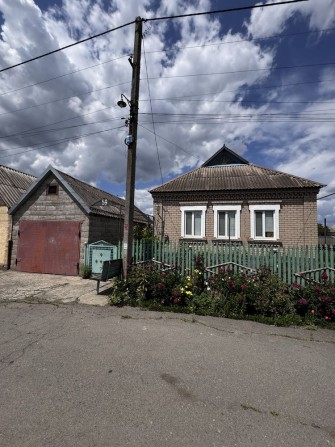 Продаю дім 100 квадратів разом із гаражем - фото 1