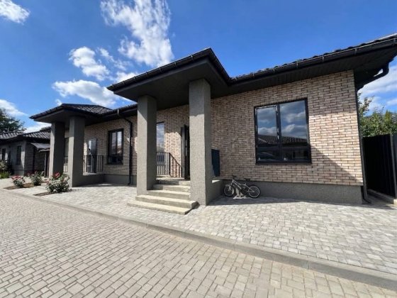• 2 хвилини до #3 школи | Без комісії | Продам дуплекс | Буча | 98 м² | 1,8 сотки | 3 кімнати | ЧИСТ Буча