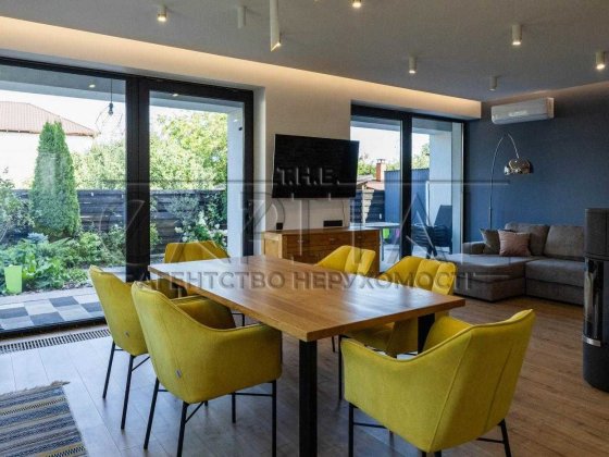 Продаж будинку 298 м² / 6 соток/ м. Славутич 2 км / Осокорки 2,5 км / Дарницький / вул. Садова /  Са Київ