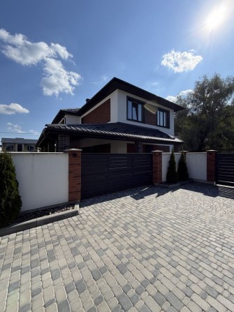 Будинок 200 м² Ходосівка Лісники Київ 5 км Мануфактура Новообухівська траса 8 соток 260000$ Газ Пано - фото 1