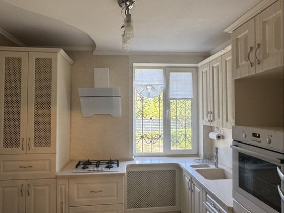 Будинок окремий в лісовій частині Ірпіня. Ремонт .