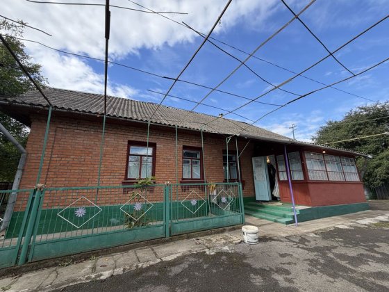 Продаж доглянутого добротного будинку Хмельницкий