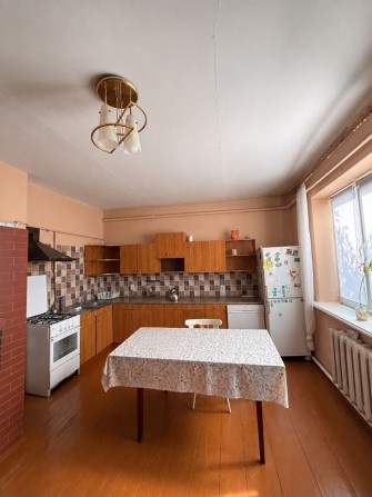 Терміновий продаж будинку, заходь і живи. 260 м2 - фото 1