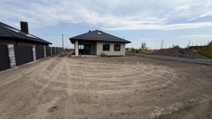 Будинок на 7,5 сот землі - фото 1