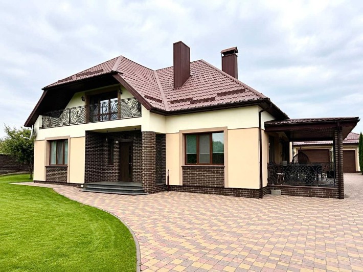 Продам будинок на Ярослава Стецька, 185 м², 11.2 сотки, гараж на 2 авто - фото 1