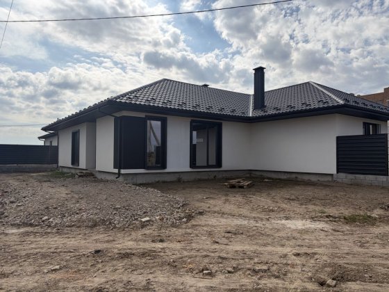 Продам Дуплекс район Льонокомбінат Ровно