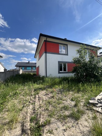 Продам котедж з централізованими комунікаціями в закритому котеджному містечку ( з газом та комуніка - фото 1