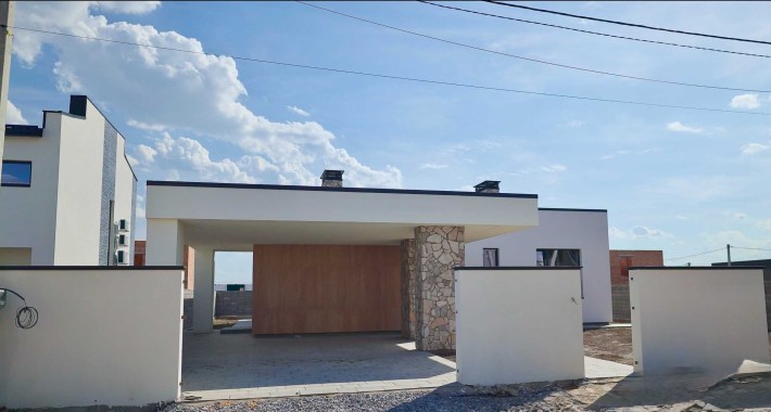Продам сучасний будинок на ділянці 8 сот. Р-н Щасливе. БЕЗ КОМІСІЇ ДЛЯ ПОКУПЦЯ! ! ! - фото 1