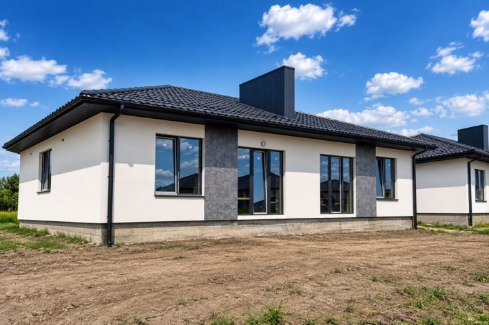 Продаж котеджу з комунікаціями - фото 1