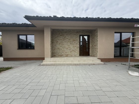 Продається 4 кімн. Американка Ужгород