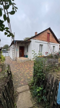 Продам Частину будинку на Словʼянці! Гарна локація. - фото 1