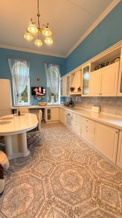 Продам будинок Дніпро ж/м Тополь-3 Шевченківський район - фото 1