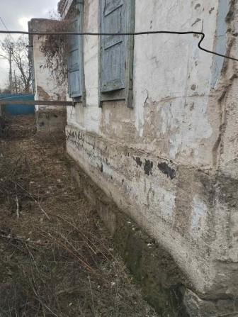 Продам недорого приватизований будинок поряд з ж.м. Парус - фото 1