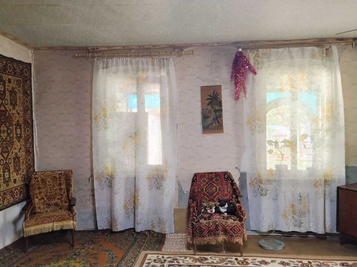Продаю частину будинку з окремим двором - фото 1