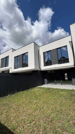 Продаж таунхауса, зданий в експлуатацію, 5 хв від центру - фото 1