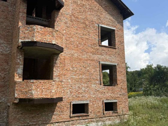 Продам будинок із земельною ділянкою Львов