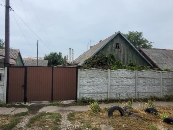 Частина будинку з госп.будівлями і землею Запоріжжя