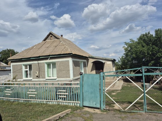 Продаж будинку в селі Кропивницкий