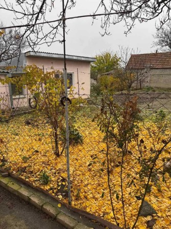 ПРОДАЖ будинку 4 кімнати всі зручності,літньої кухні 2 кімнати всі зручності,гаражу ділянка 8 соток  - фото 1