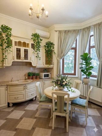 Продам будинок котедж 307 м2, з бомбосховищем, м. Студентська - фото 1