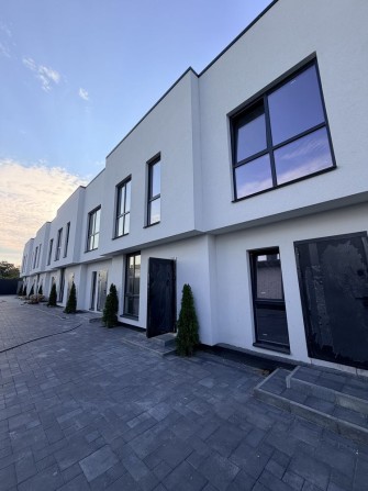Продаж ТАУНХАУСІВ. Софіївська Борщагівка. Газ, світло, свердливна. - фото 1