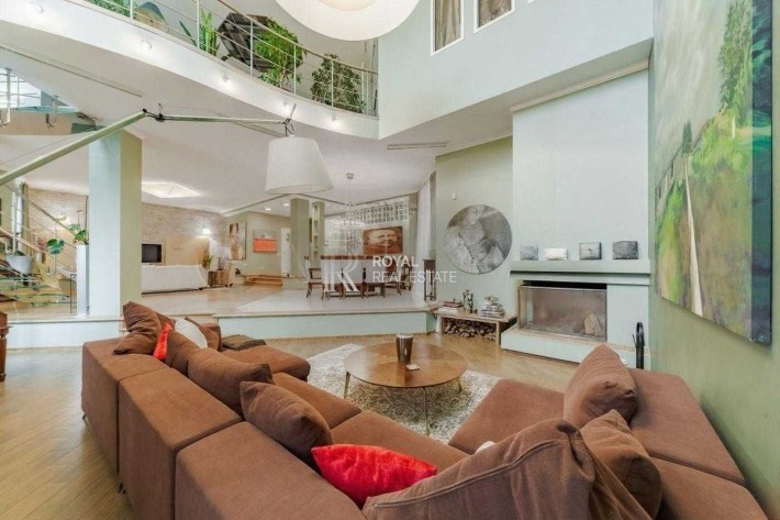 Продаж Будинок Петропавлівська Борщагівка 474,6 м² Ділянка 10 соток Озеро Тераси Газ Сауна Спортзал  - фото 1