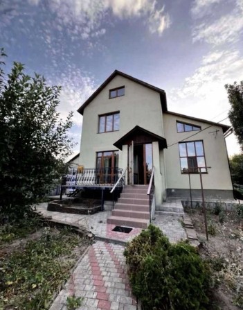 Продам шикарный дом на Холодной горе. Метро, супермаркет Рост - фото 1