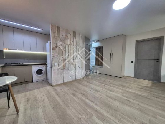 Продаж 2к квартири з новим сучасним ремонтом (173 квартал)