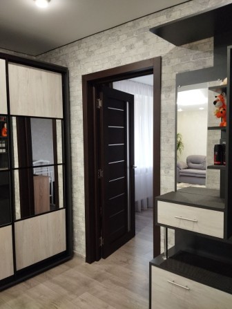 Продам 2-х комнатную квартиру - фото 1
