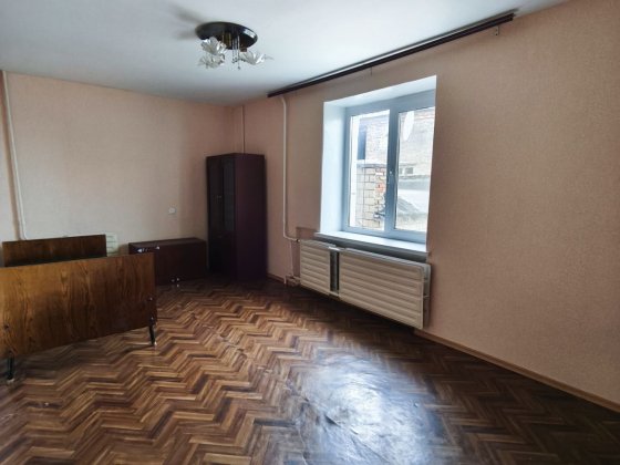 Продаж 2 кімнати +коридор в гуртожитку по Незалежності Ніжин