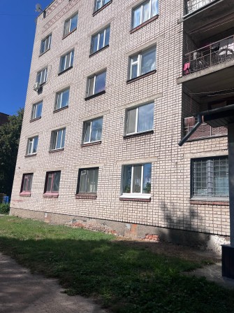 Продаж кімнати в гуртожитку сімейного типу - фото 1