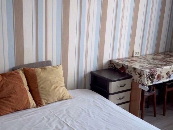 продаж кімнати в гуртожитку в центрі голосіївський проспект 17б  рядом с метро "Деміївська" Київ