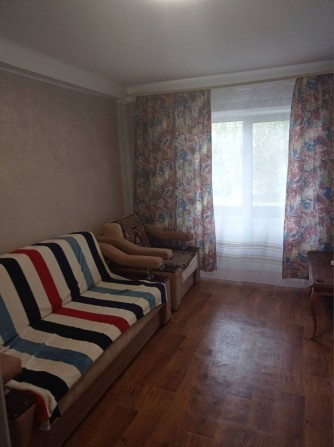 Продам пів квартири вул. Зодчих з газом 15.5 з балконом - фото 1
