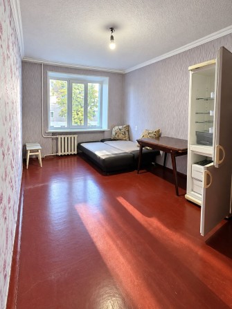 Продам кімнату в гуртожитку, вул. Молодіжна, 20, 17,4 м² - фото 1