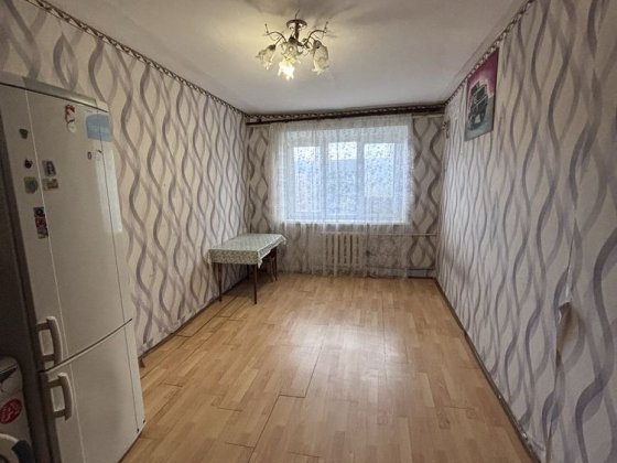Продам кімнату 18м в гуртожитку біля Сільпо! Бровари