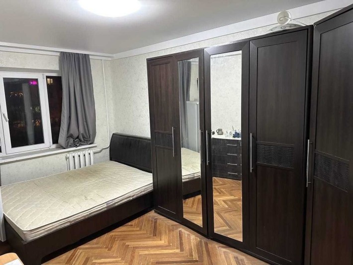 Продається 1\2 частка у 2-х кімнатній квартирі по вул. Юності - фото 1