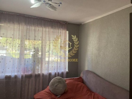 Продаж кімнати в гуртожитку не кутова з ремонтом КПІ, вул. О Тихого