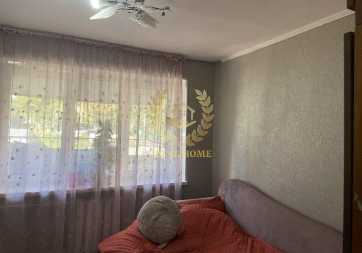 Продаж кімнати в гуртожитку не кутова з ремонтом КПІ, вул. О Тихого - фото 1