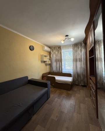 Продаж кімнати з ремонтом 18 м² у Вишневому - фото 1