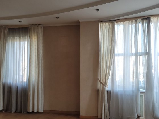 Продаж. Печерськ. Ковпака 17 Київ