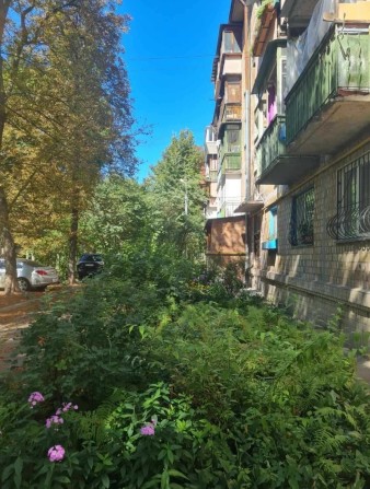 ТЕРМІНОВО Продажа квартиры в Киеве с ремонтом недорого! Невелика двокімнатна але СВОЯ!!! - фото 1