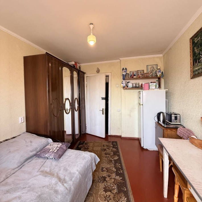 Продам гуртожиток на Металургів - фото 1