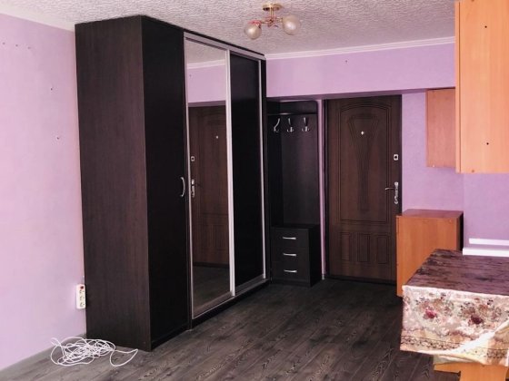 Продаж кімнати Митниця
